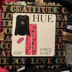 HUE
3x Christmas pajamas. 3-piece set. Flamingo riding bicycle.